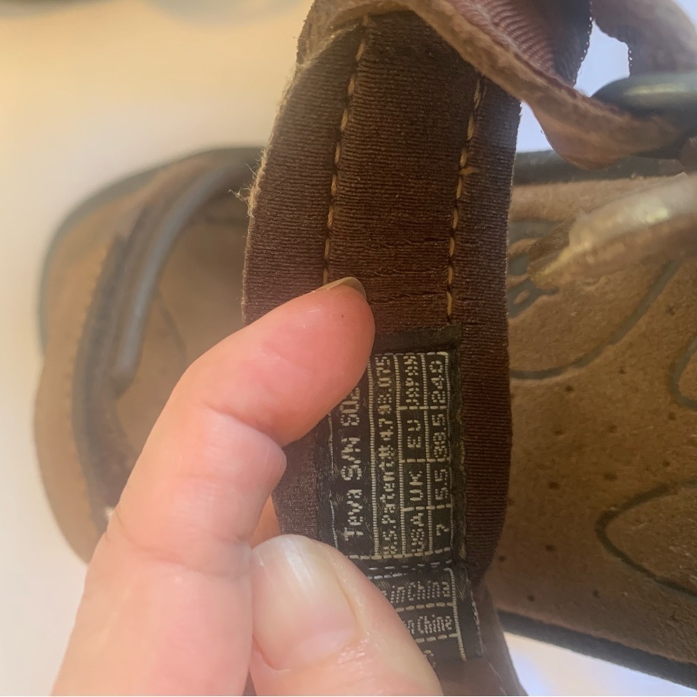 Teva Sandals Brown Leather All Terrain Tevas Women’s Size 7 - Picture 7 of 8
